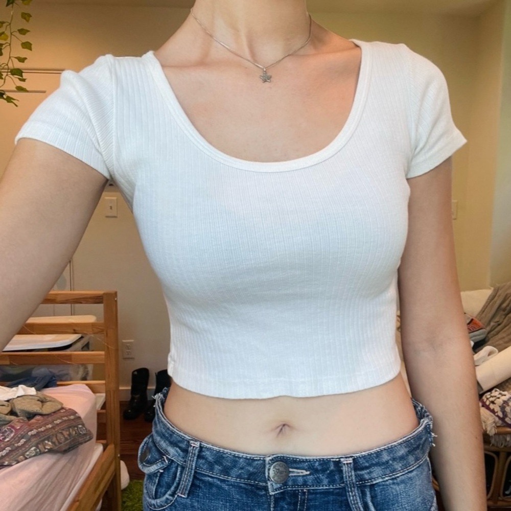 brandy melville white baby tee crop top